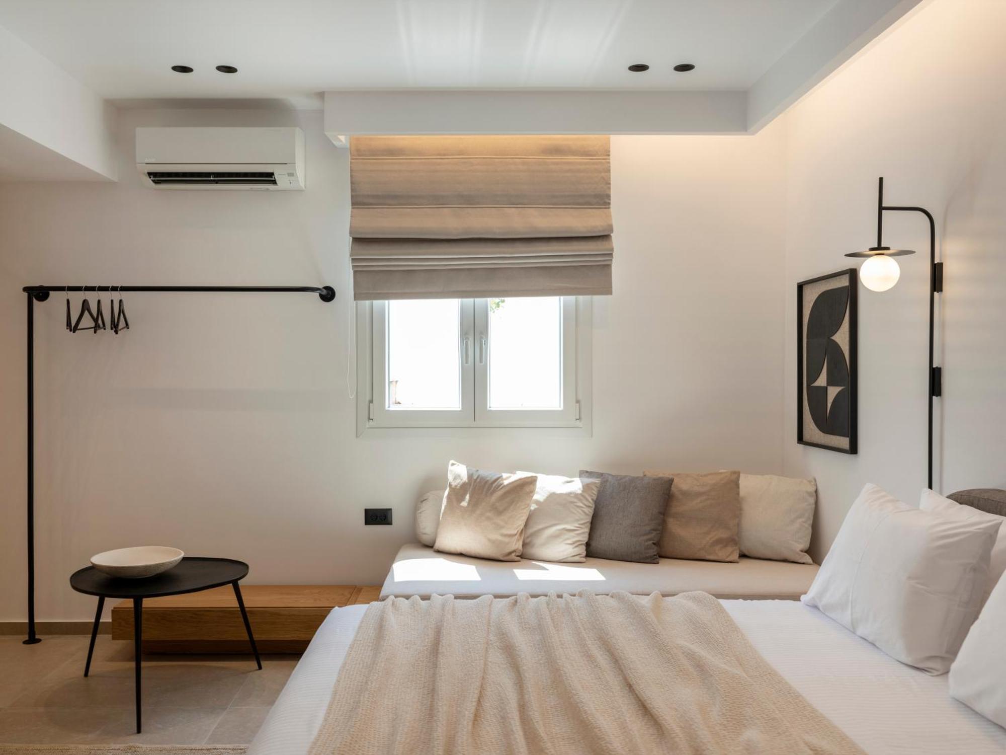 Anemelia Way Of Living Aparthotel Науса Екстериор снимка