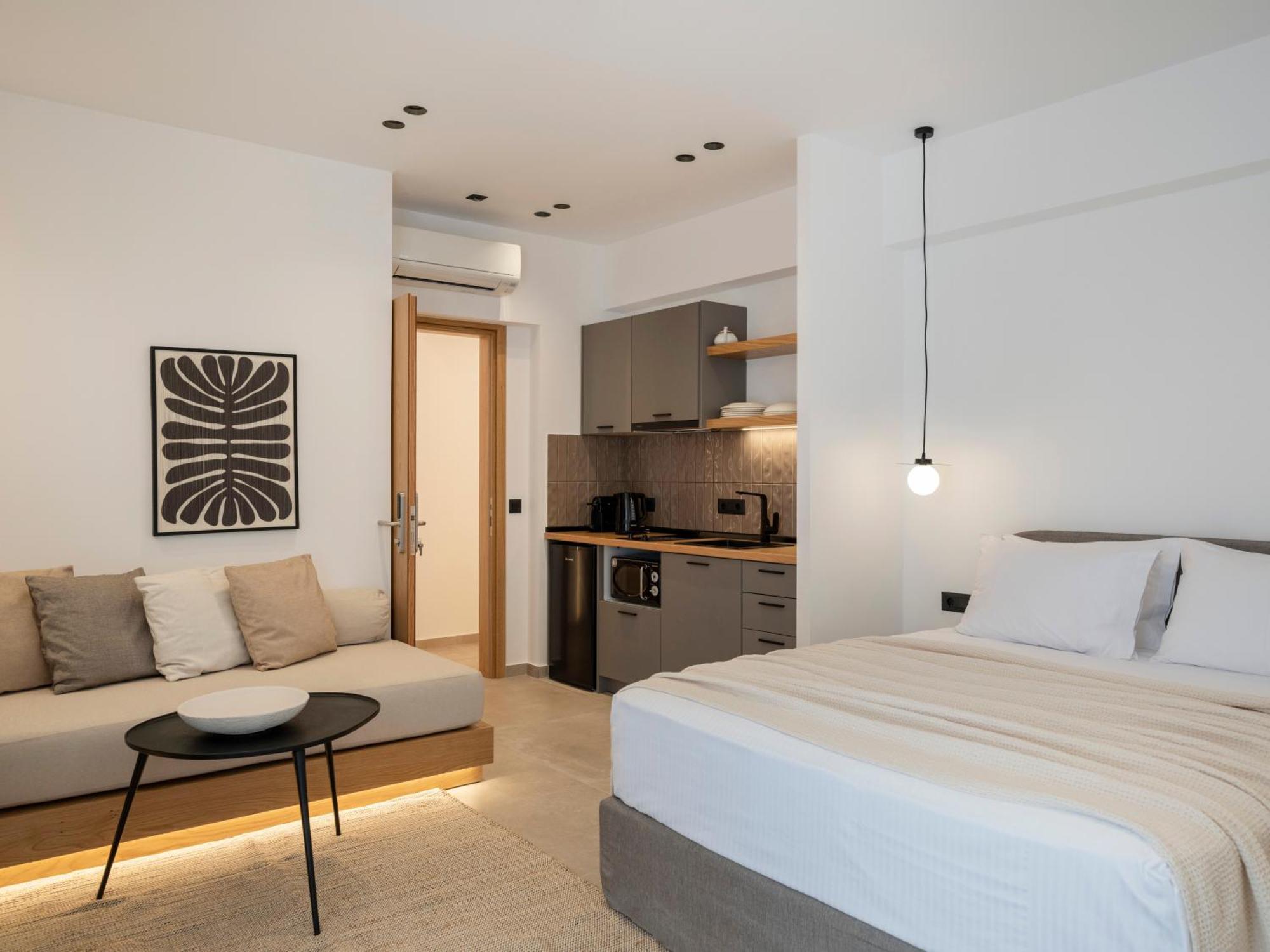 Anemelia Way Of Living Aparthotel Науса Екстериор снимка